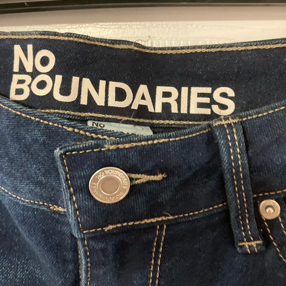 NWTS Ladies Jeans - Picture 5 of 9